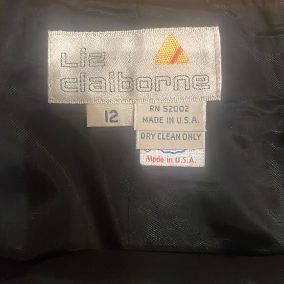 Liz Claiborne Black midi Velvet Skirt made in USA size 12 - Picture 5 of 5